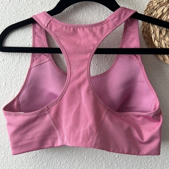 Women's Nike Racerback Sports Bra - Picture 6 of 6